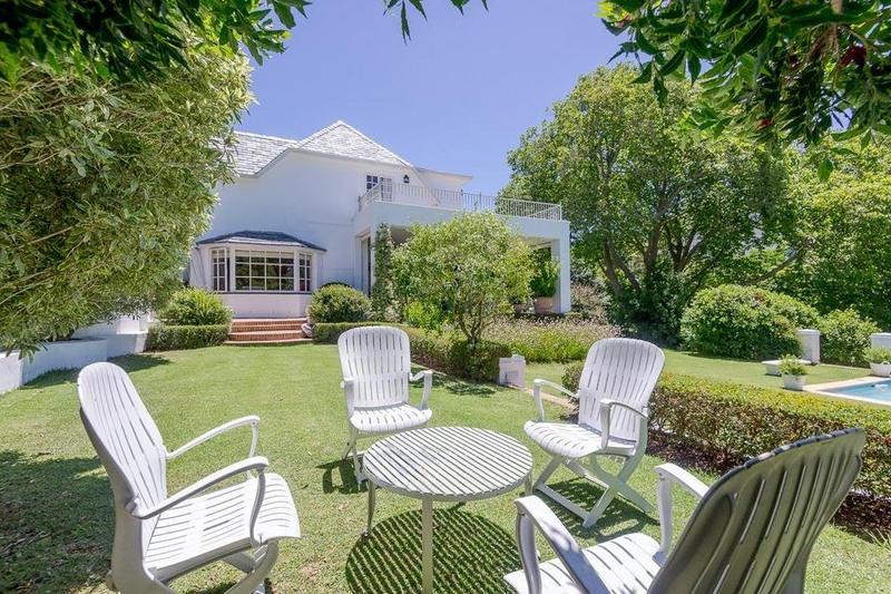 6 Bedroom Property for Sale in Constantia Upper Western Cape